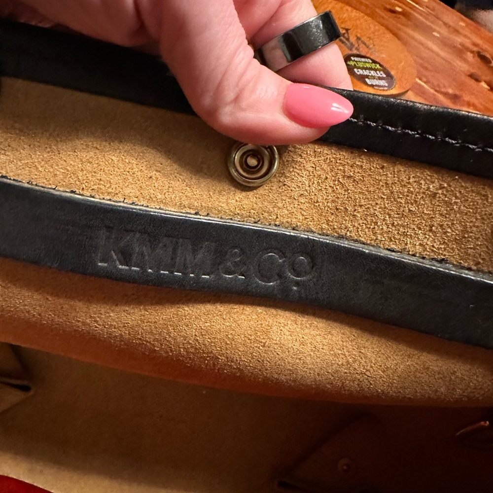 KMM & Co. Mini Travel tote - black with lava pocket - Picture 4 of 4